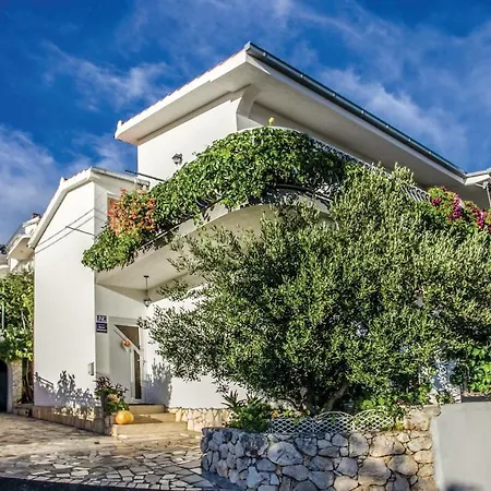Two-bedroom In *